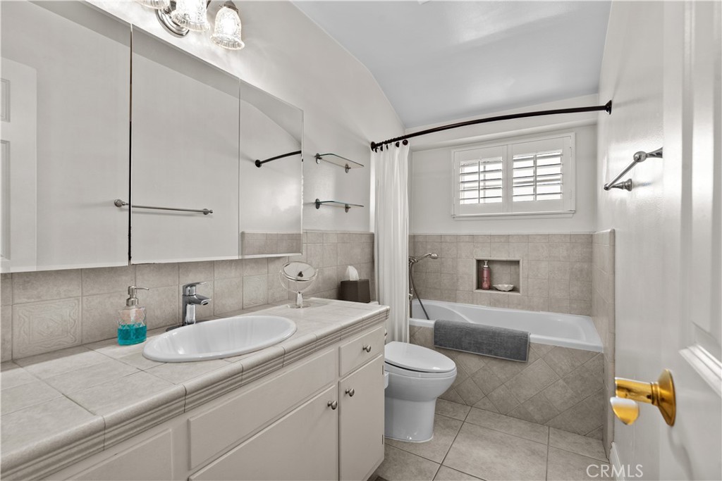 235 South Dunas Street Orange, CA 92869 - Photo 15 of 24