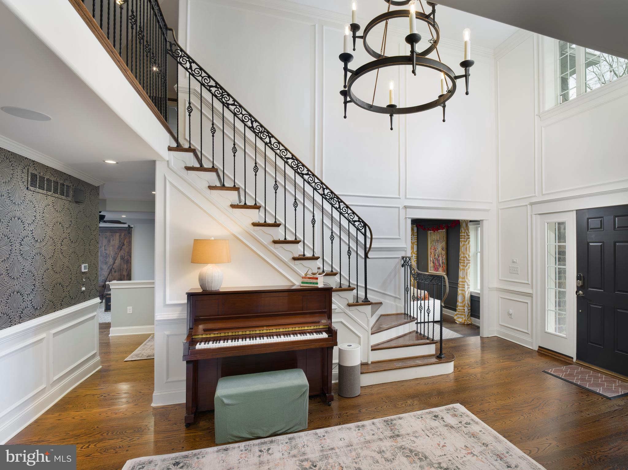1685 Valley Road Newtown Square, PA 19073 - Photo 10 of 53 a living room with wooden floor and a table