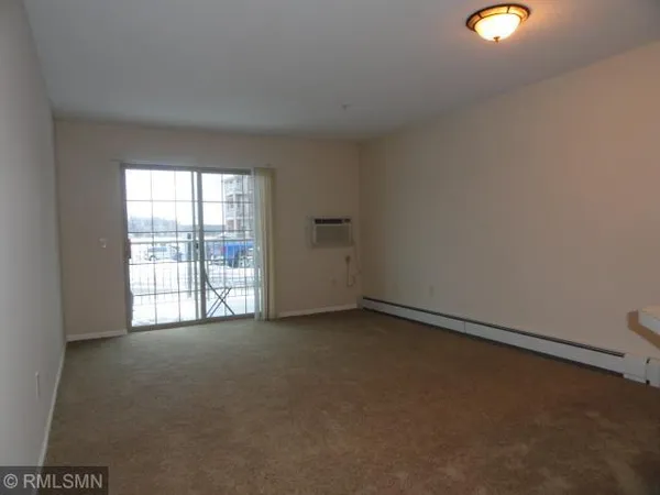 $1,350 | 17092 Adelmann Street Southeast, Prior Lake, MN 55372