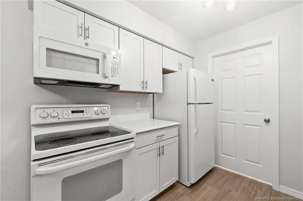 $210,000 | 4047 Northwest Cinnamon Tree Circle, Jensen Beach, FL 34957