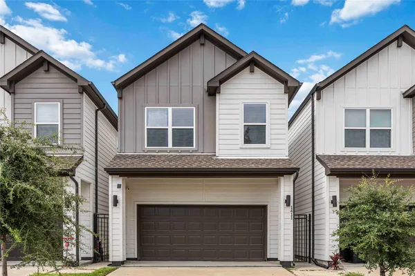 $2,550 | 1411 Bigelow Street, Houston, TX 77009