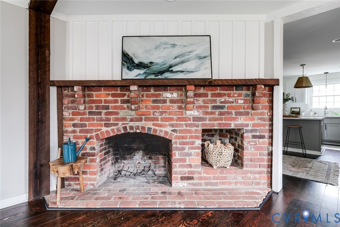 2831 Earlswood Road Midlothian, VA 23113 - Photo 22 of 47 a closeup of a fireplace with wooden floor