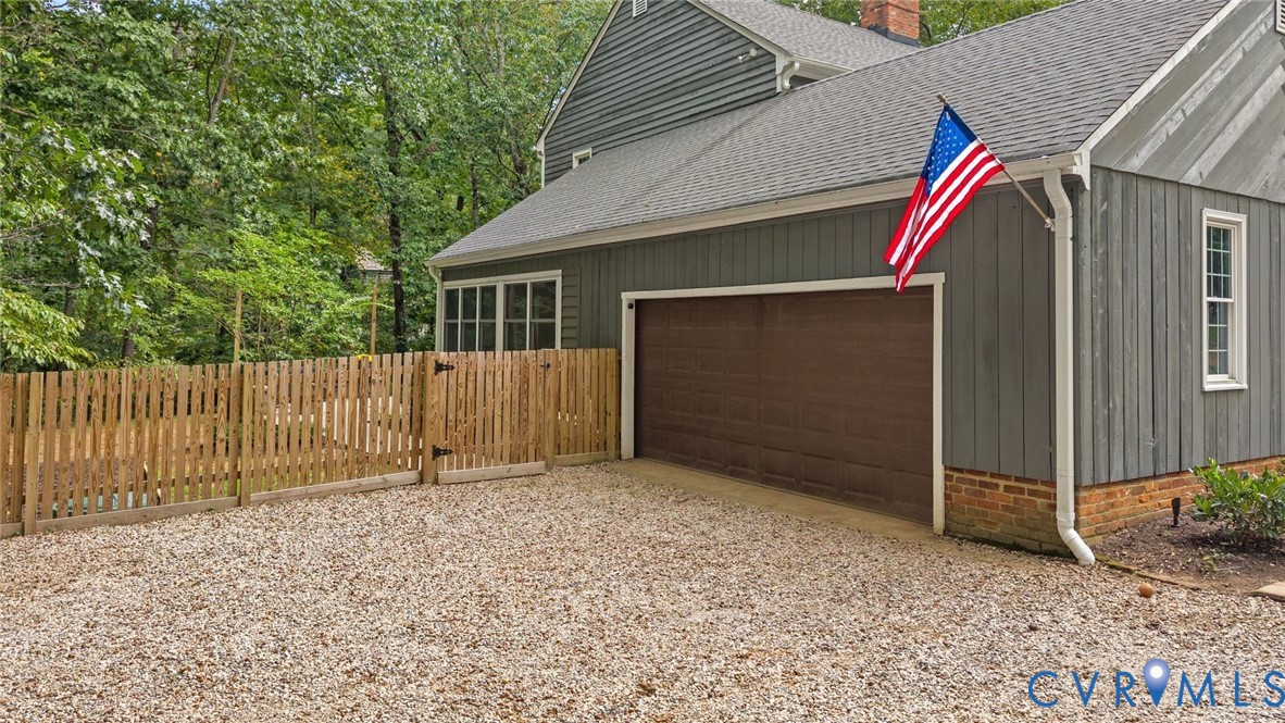 2831 Earlswood Road Midlothian, VA 23113 - Photo 43 of 47 a backyard of a house