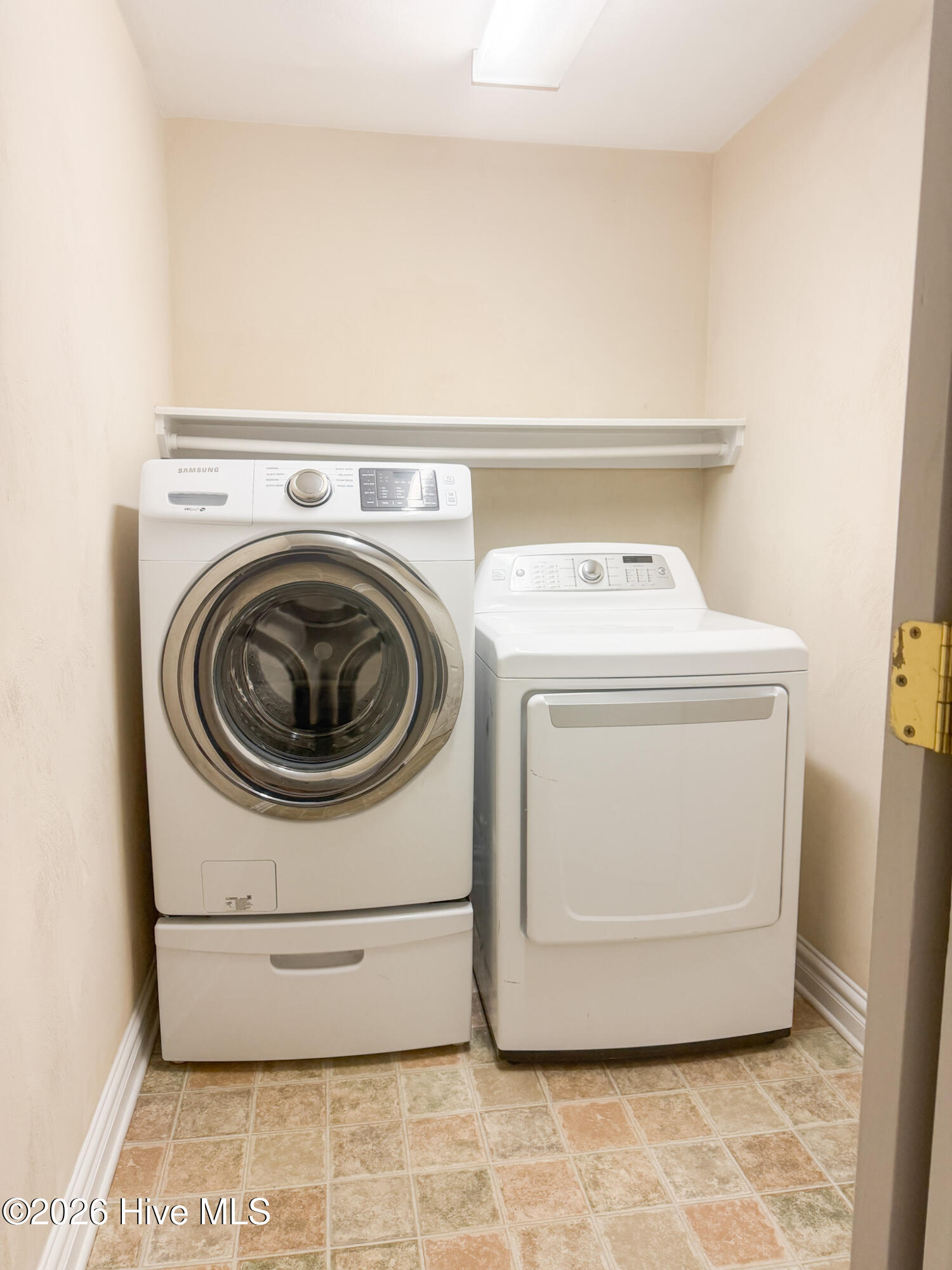 121 Scotland Road Camden, NC 27921 - Photo 26 of 46 Laundry