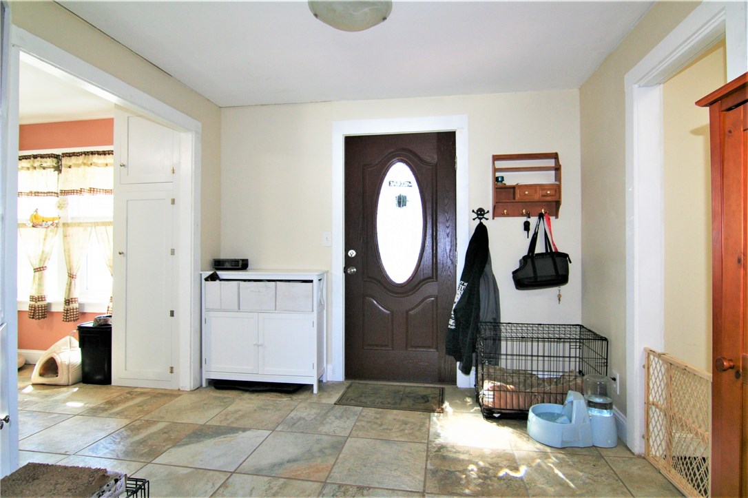 41 Martin Street Coventry, RI 02816 - Photo 4 of 19