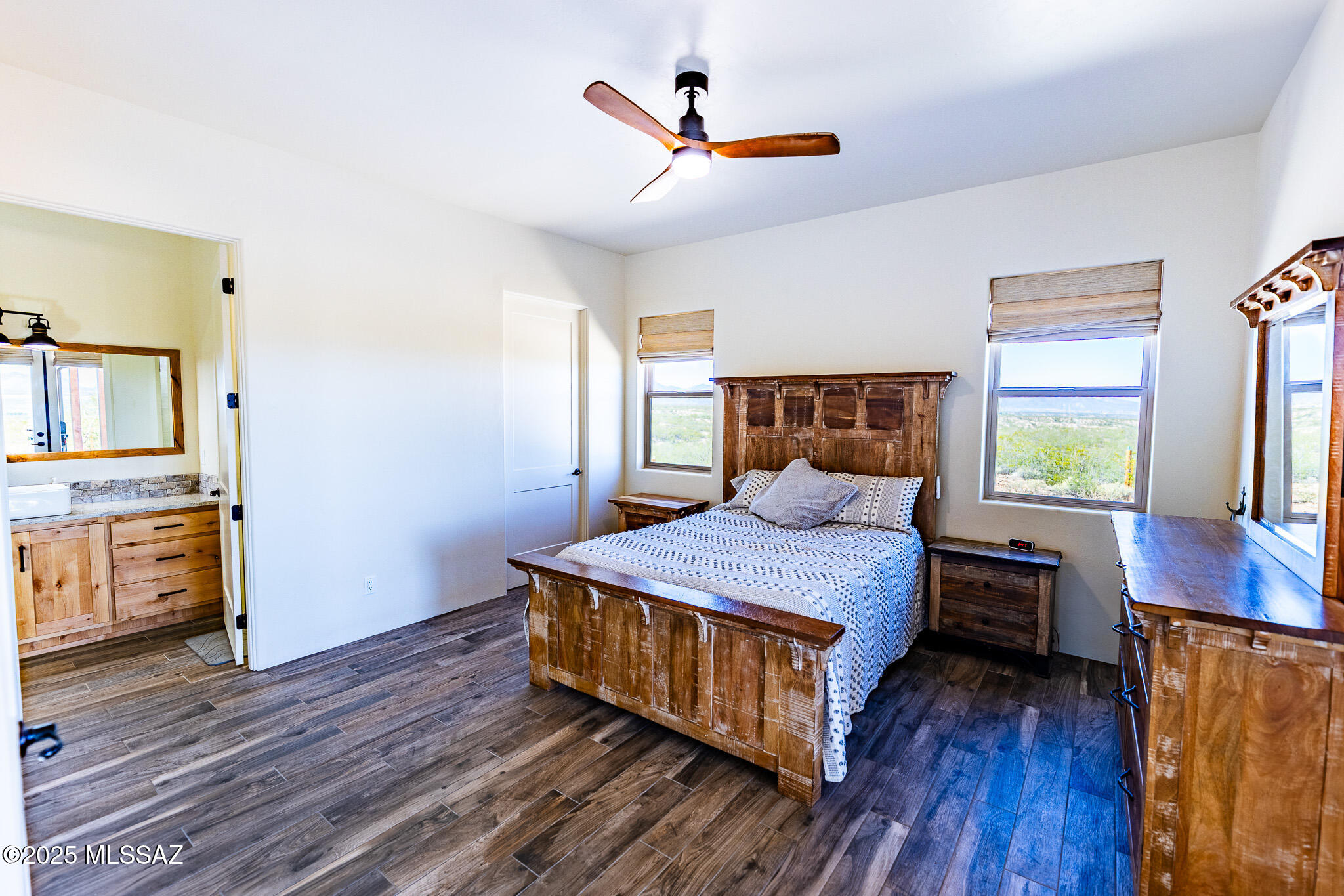 1121 North Apache Ridge Road Benson, AZ 85602 - Photo 18 of 47 R62B7627-HDR