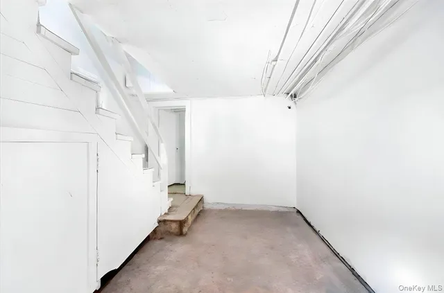 a view of entryway with stairs