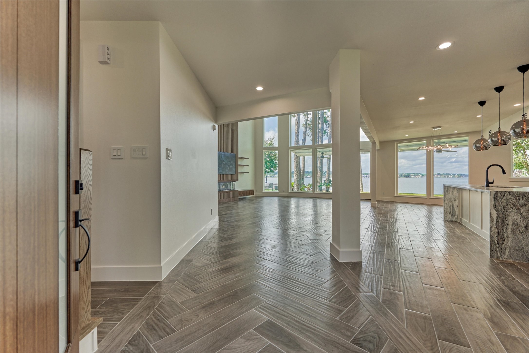 2811 Hemingway Drive Montgomery, TX 77356 - Photo 12 of 50 a view of gallery with wooden floor