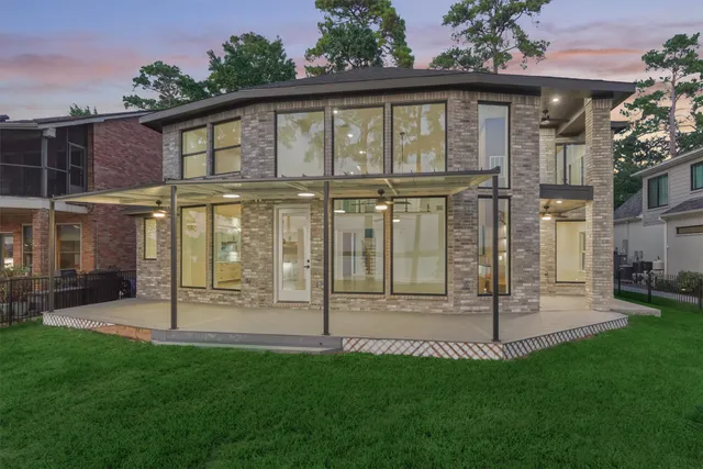 $1,547,000 | 2811 Hemingway Drive, Montgomery, TX 77356