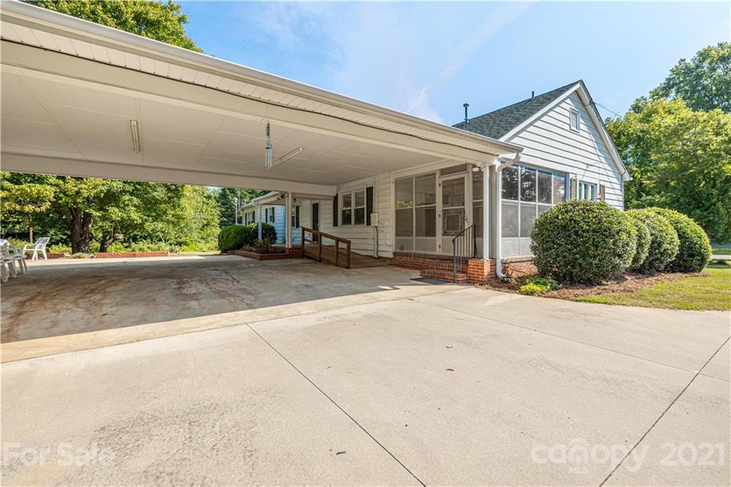 9339 Beatties Ford Road Huntersville, NC 28078 - Photo 14 of 41 Gallery Image 14