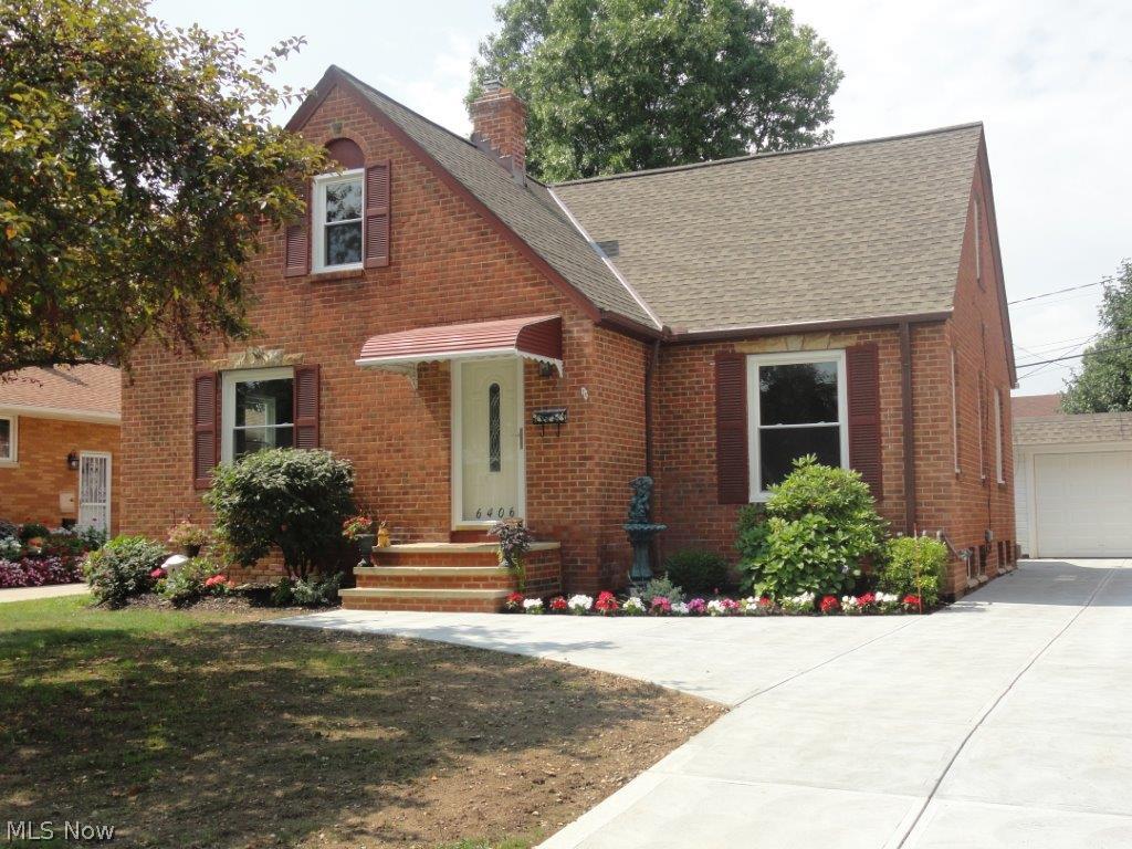 6406 Monmouth Road Parma, OH 44129 - Photo 2 of 25
