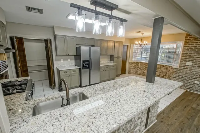 $1,600,000 | 179-81 Sauve Road, River Ridge, LA 70123