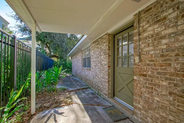 $1,600,000 | 179-81 Sauve Road, River Ridge, LA 70123