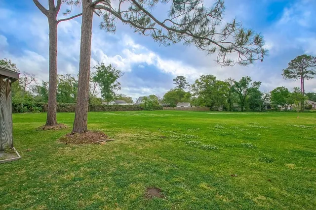 $1,600,000 | 179-81 Sauve Road, River Ridge, LA 70123