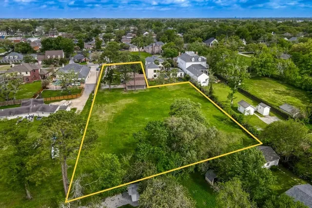 $1,600,000 | 179-81 Sauve Road, River Ridge, LA 70123