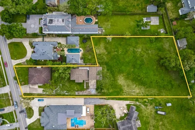 $1,600,000 | 179-81 Sauve Road, River Ridge, LA 70123