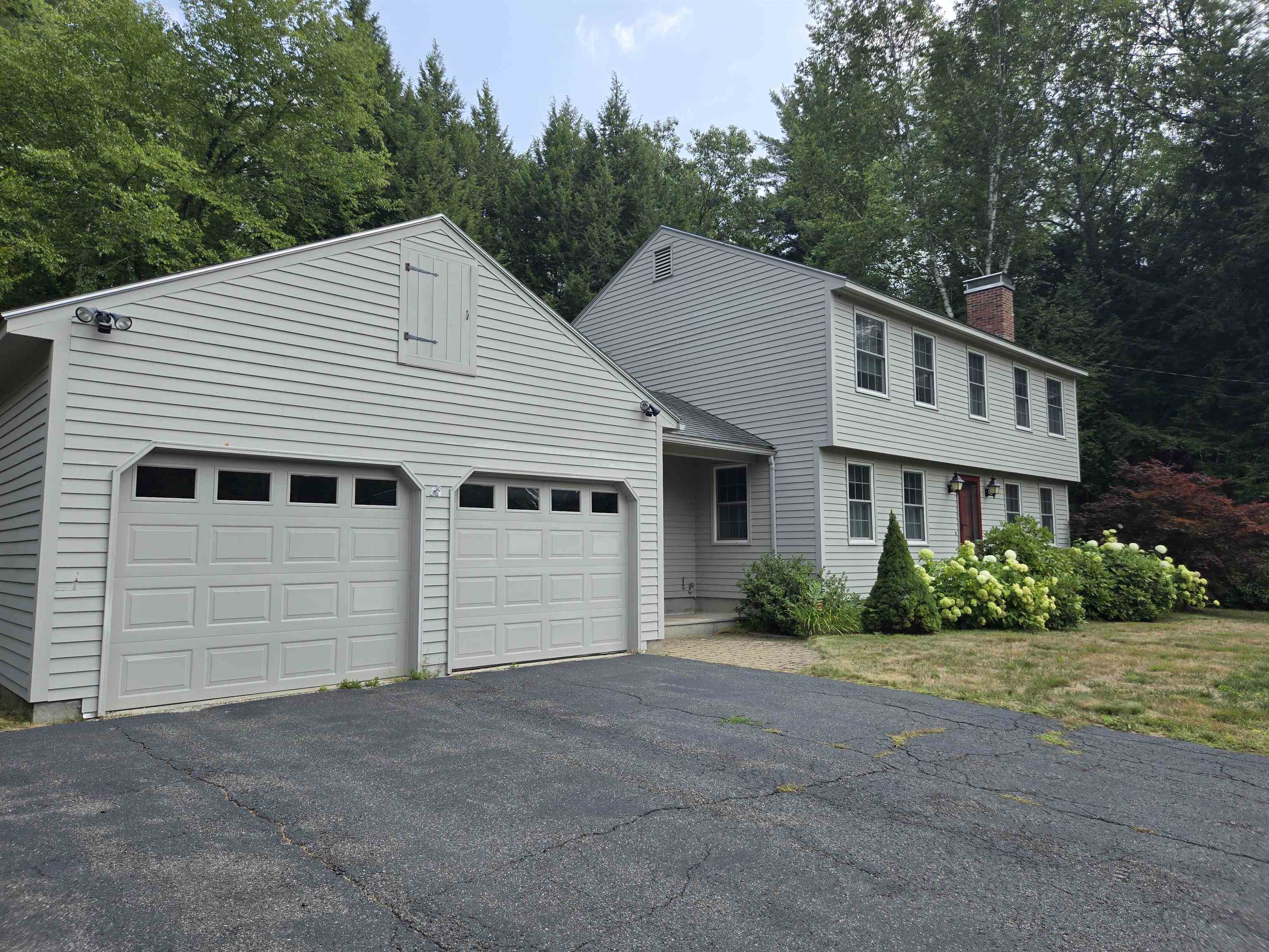 15 Forestview Road Keene, NH 03431 - Photo 3 of 37