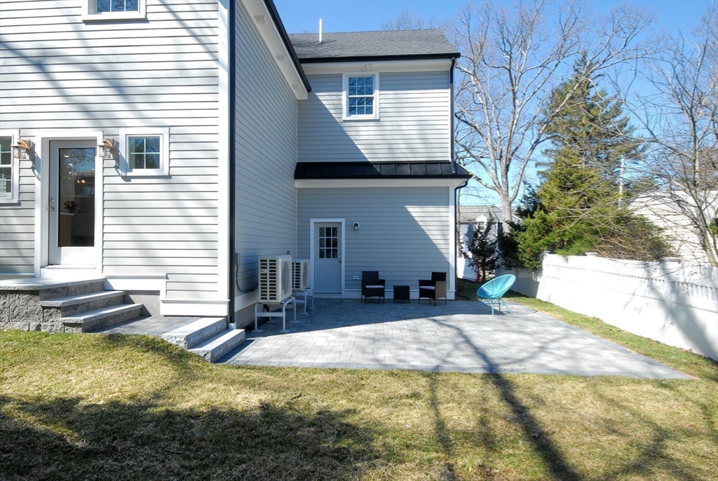 32 Hickory Cliff Road Newton, MA 02464 - Photo 39 of 42 Gallery Image 39
