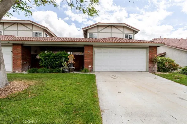 $4,425 | 28942 Rue Daniel, Canyon Country, CA 91387