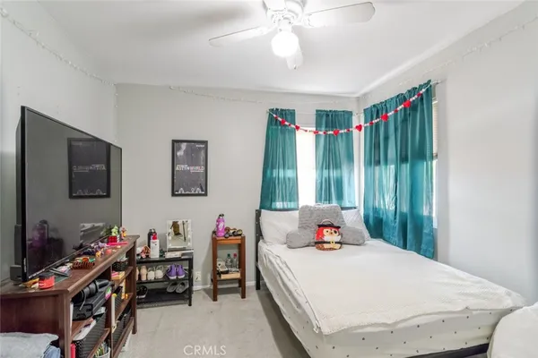 $4,425 | 28942 Rue Daniel, Canyon Country, CA 91387