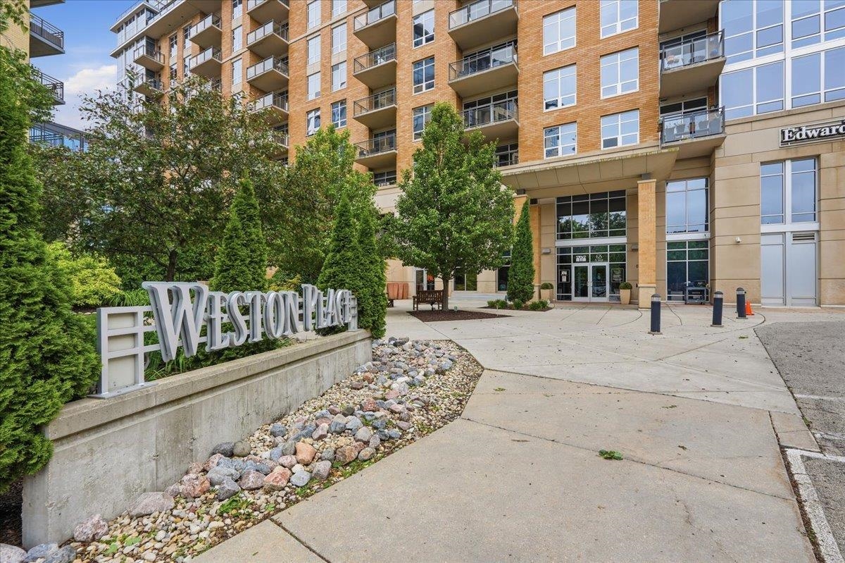 625 North Segoe Road, Unit 1100 Madison, WI 53705 - Photo 58 of 60