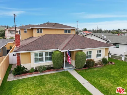 $1,898,000 | 23333 Anza Avenue, Torrance, CA 90505