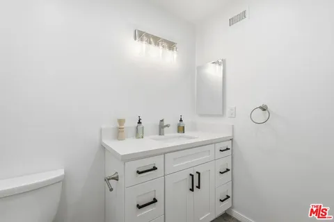 $1,898,000 | 23333 Anza Avenue, Torrance, CA 90505