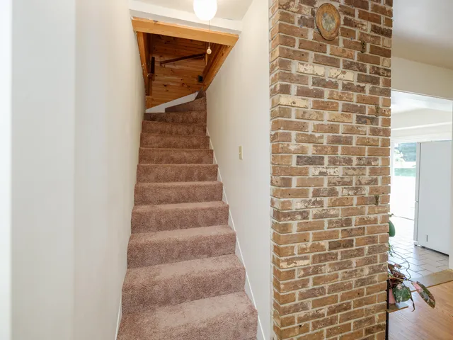 $429,500 | 55622 Red Arrow Highway, Lawrence, MI 49064