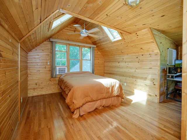 $429,500 | 55622 Red Arrow Highway, Lawrence, MI 49064