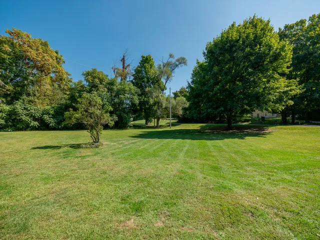 $429,500 | 55622 Red Arrow Highway, Lawrence, MI 49064