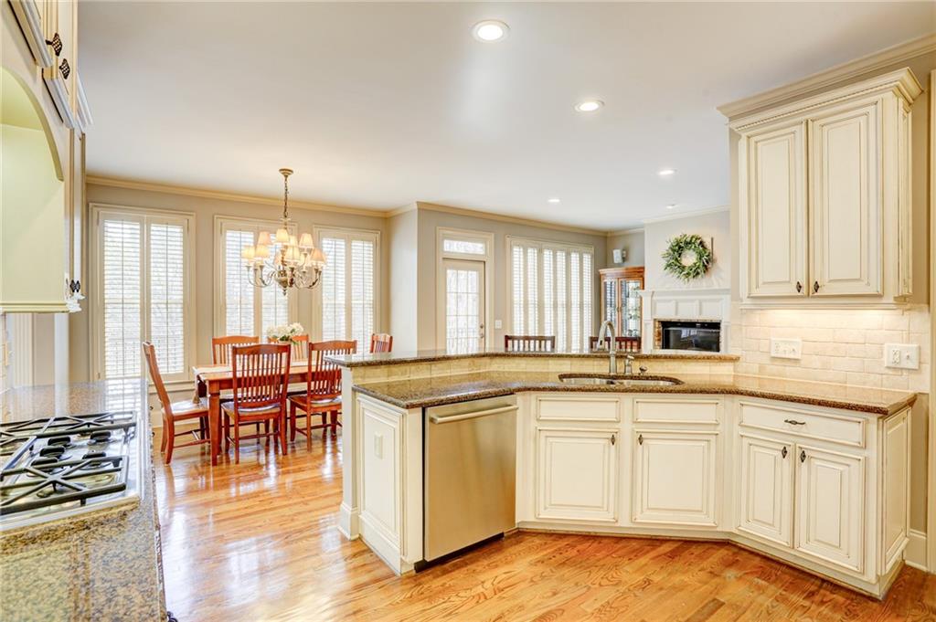11015 Callington Court Suwanee, GA 30024 - Photo 21 of 87