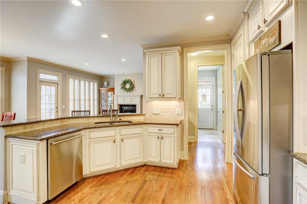 11015 Callington Court Suwanee, GA 30024 - Photo 23 of 87