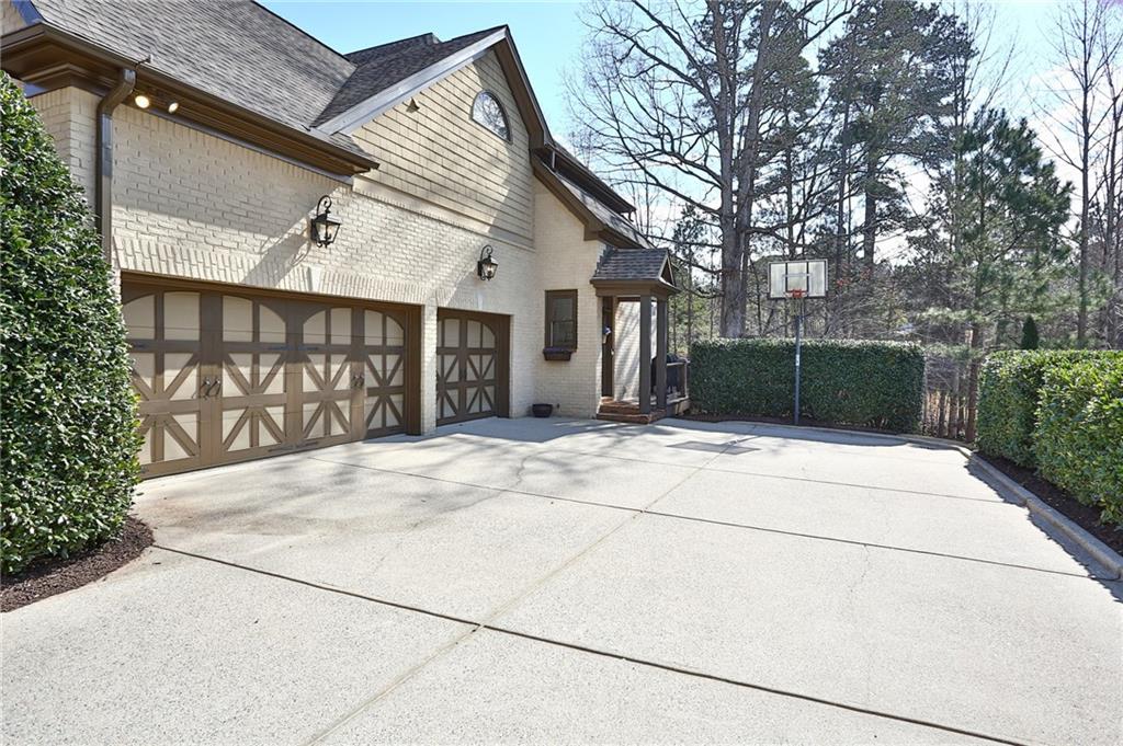 11015 Callington Court Suwanee, GA 30024 - Photo 33 of 87