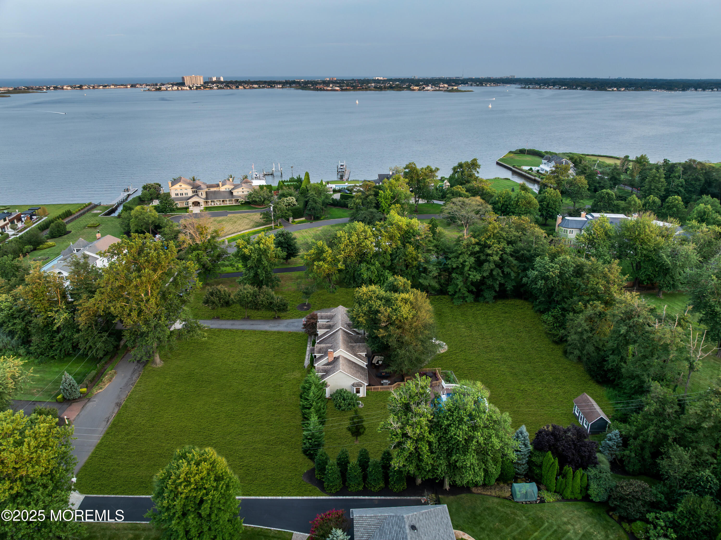16 Heathcliff Road Rumson, NJ 07760 - Photo 3 of 49 Drone
