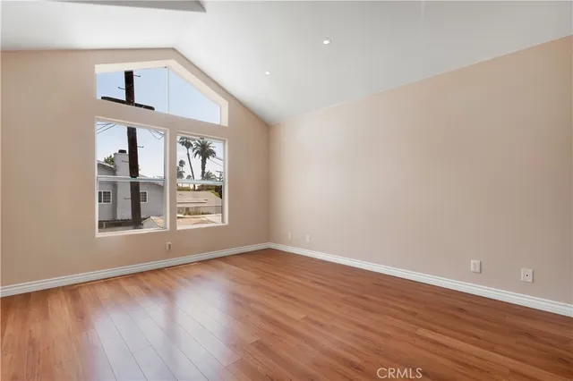 $699,000 | 19017 Gault Street, Unit 103, Reseda, CA 91335