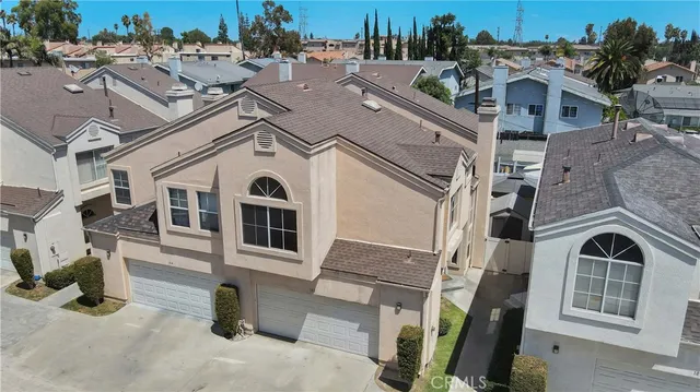 $699,000 | 19017 Gault Street, Unit 103, Reseda, CA 91335