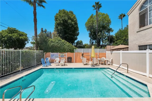 $699,000 | 19017 Gault Street, Unit 103, Reseda, CA 91335