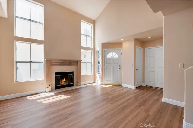 $699,000 | 19017 Gault Street, Unit 103, Reseda, CA 91335