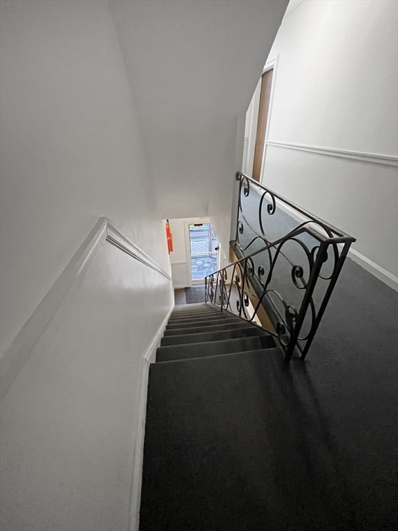 30 Ocean Street, Unit 4 Lynn, MA 01902 - Photo 19 of 23