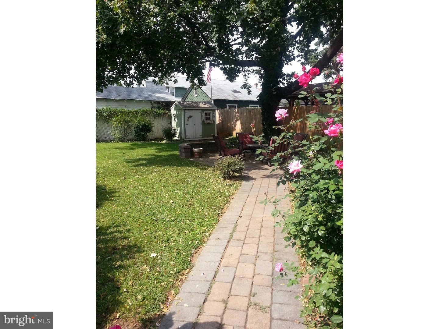 20 Beechwood Road Brookhaven, PA 19015 - Photo 7 of 25 View