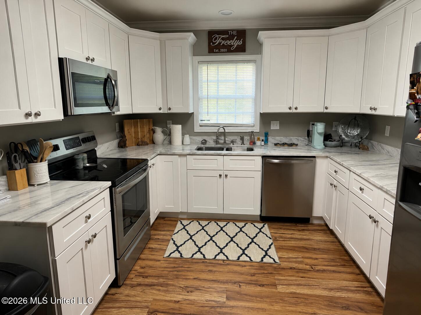264 Forrest Avenue Biloxi, MS 39530 - Photo 5 of 15 kitchen