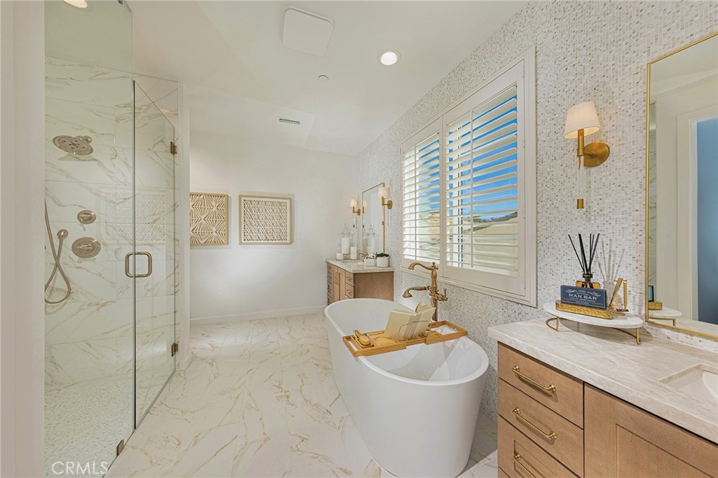 3070 Rue De Latour Vista, CA 92084 - Photo 22 of 22 Primary Bath -
Model Home