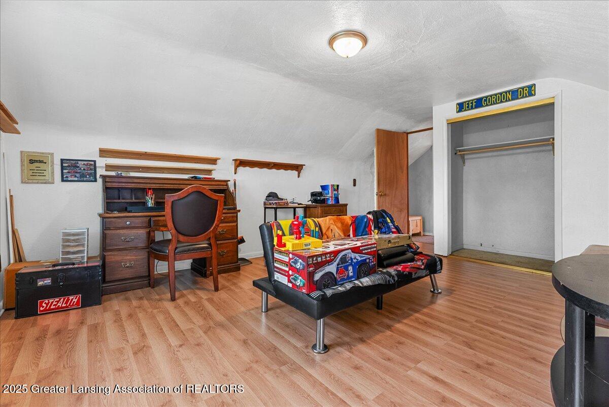 900 Dunlap Street Lansing, MI 48910 - Photo 17 of 30 Bedroom 3