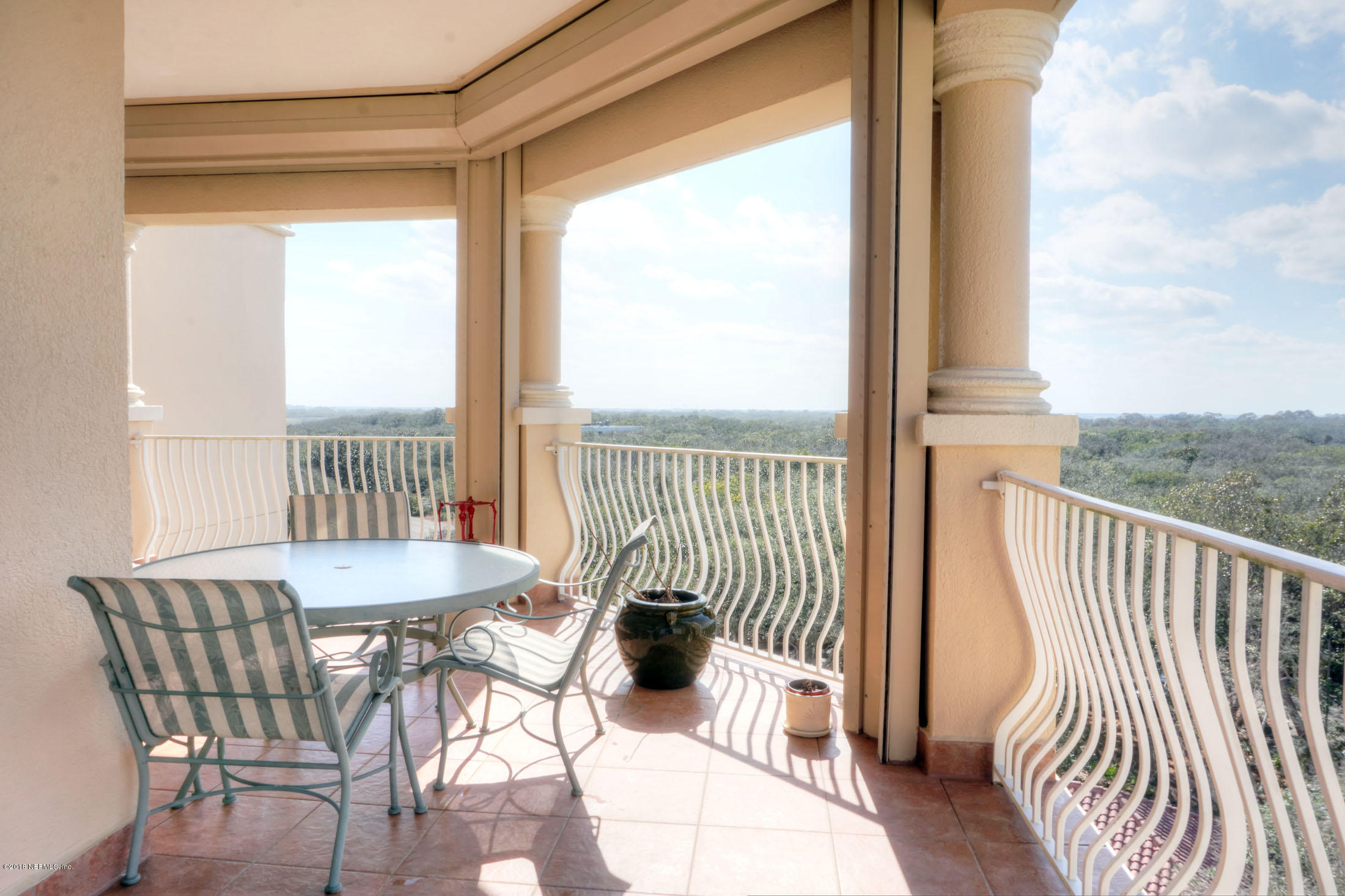418 Beachside Place Fernandina Beach, FL 32034 - Photo 15 of 35 llkitchenwestbalcony2-sm