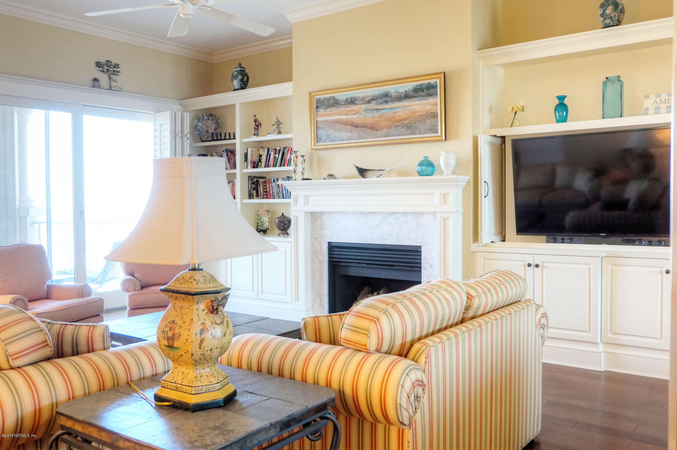 418 Beachside Place Fernandina Beach, FL 32034 - Photo 6 of 35 living4-sm