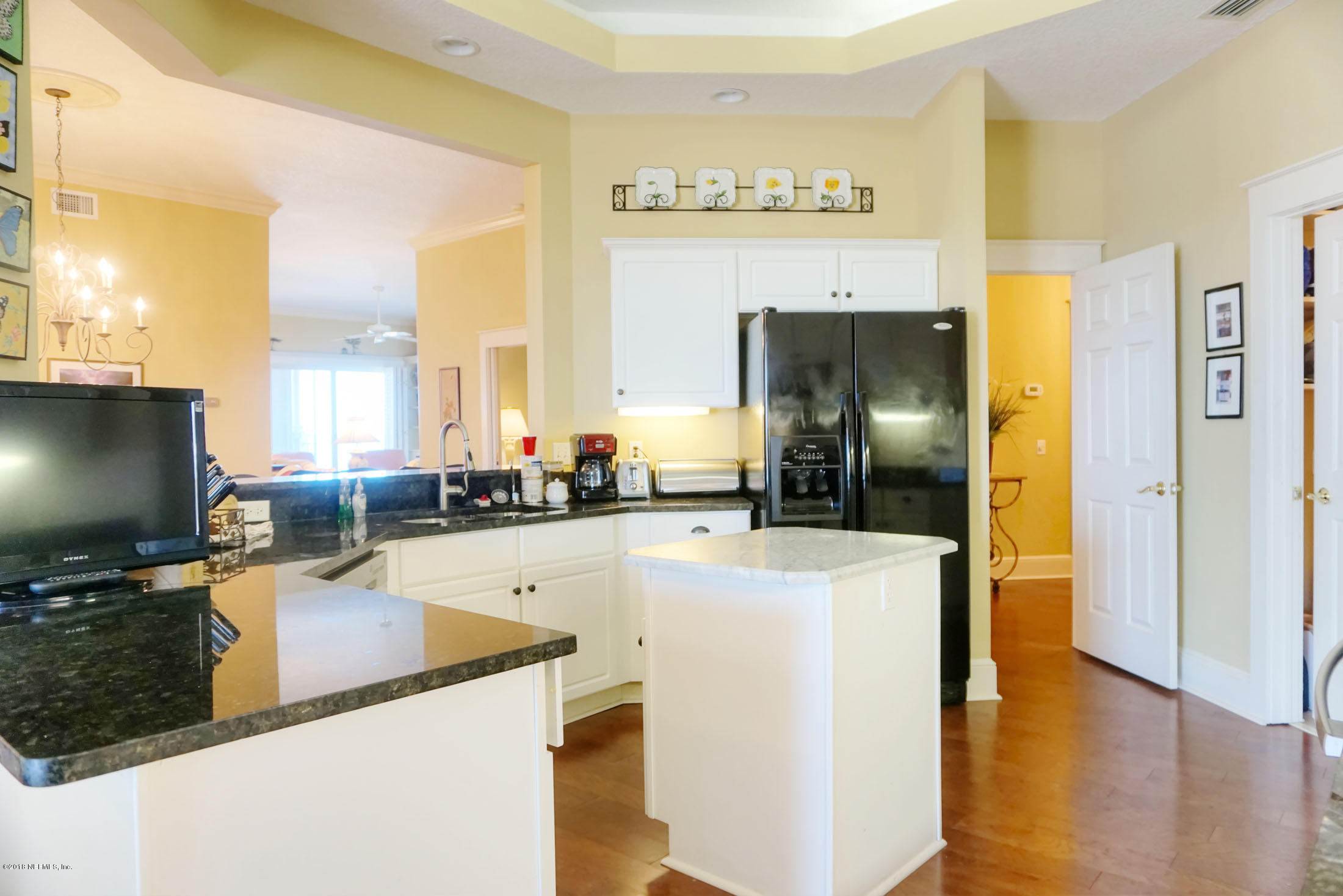 418 Beachside Place Fernandina Beach, FL 32034 - Photo 9 of 35 llkitchen1-sm