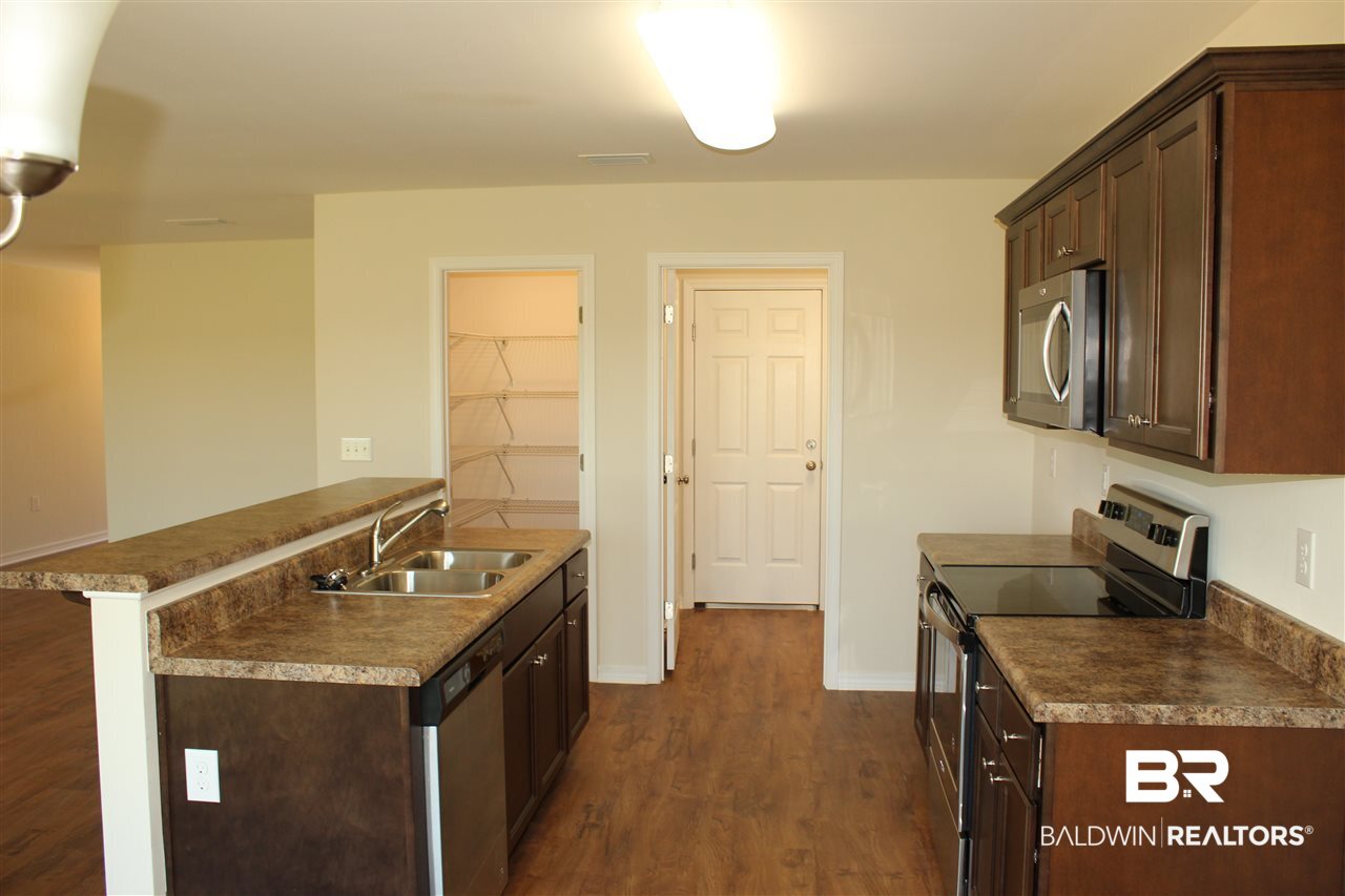 13358 Sanctuary Drive Foley, AL 36535 - Photo 7 of 32