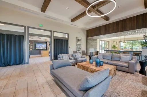 $665,000 | 598 Crescent Lane, Madera, CA 93636