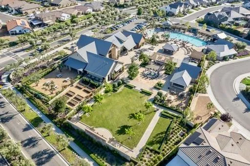 $665,000 | 598 Crescent Lane, Madera, CA 93636