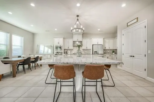 $665,000 | 598 Crescent Lane, Madera, CA 93636